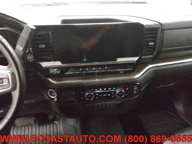 Used 2024 Chevrolet Silverado 3500 LT w/ Convenience Package AWD/4WD image 12