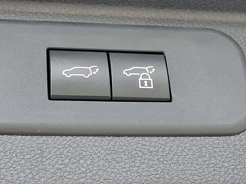 Used 2024 Toyota Grand Highlander XLE image 27