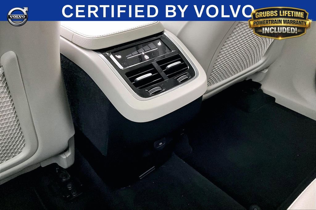 Used 2022 Volvo XC90 T6 Momentum w/ Climate Package AWD/4WD image 31