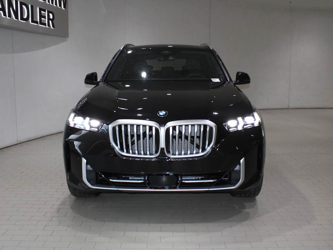 Used 2026 BMW X5 xDrive40i w/ Climate Comfort Package AWD/4WD image 9