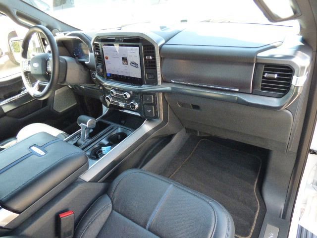 Used 2025 Ford F150 Platinum w/ FX4 Off-Road Package AWD/4WD image 16