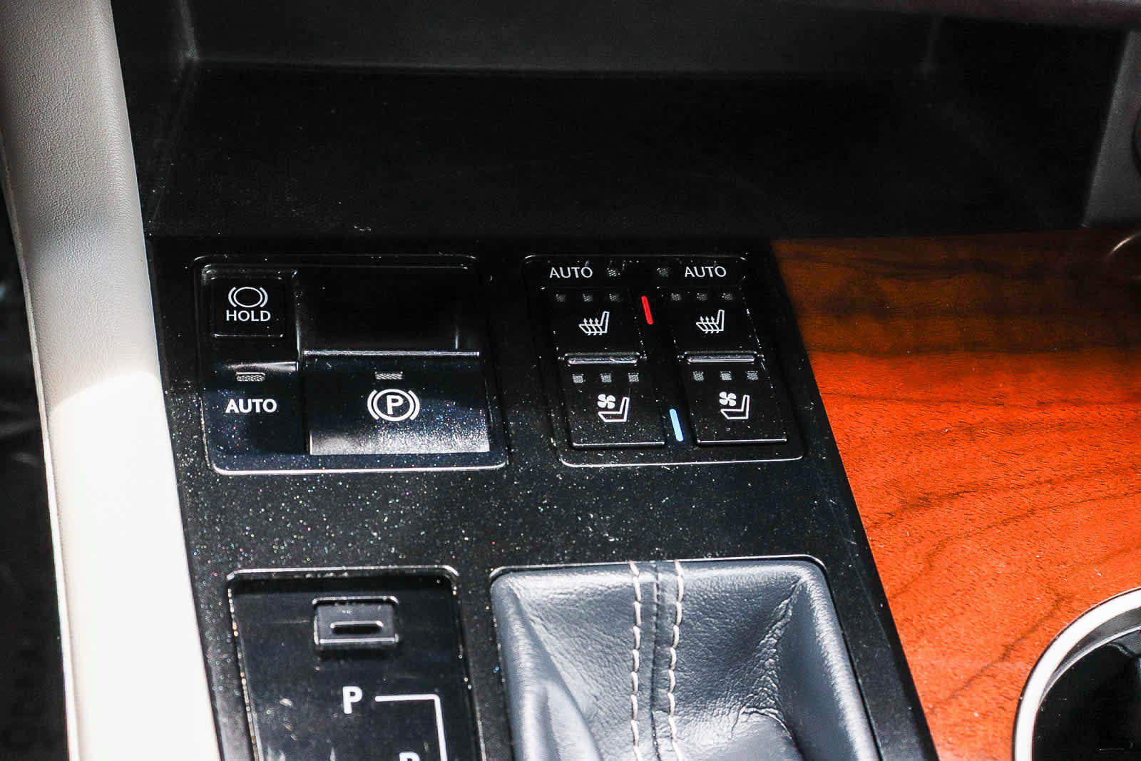 Used 2017 Lexus RX 350 FWD w/ Premium Package image 34