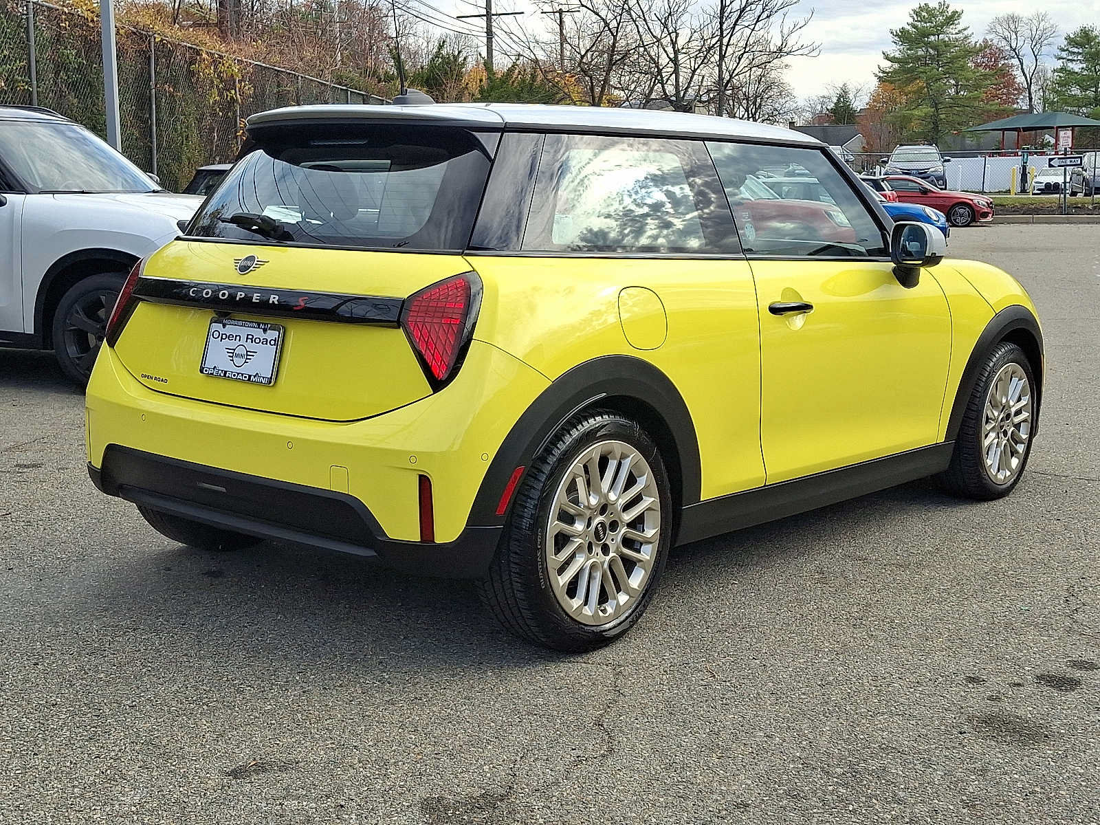 Used 2025 MINI Cooper S FWD image 6