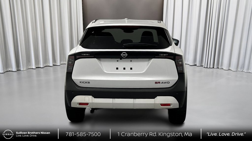 New 2026 Nissan Kicks SR w/ Cold Weather Package image 6
