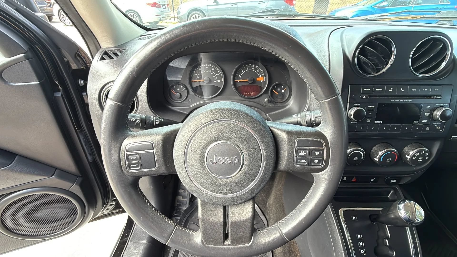 Used 2015 Jeep Patriot High Altitude AWD/4WD image 30