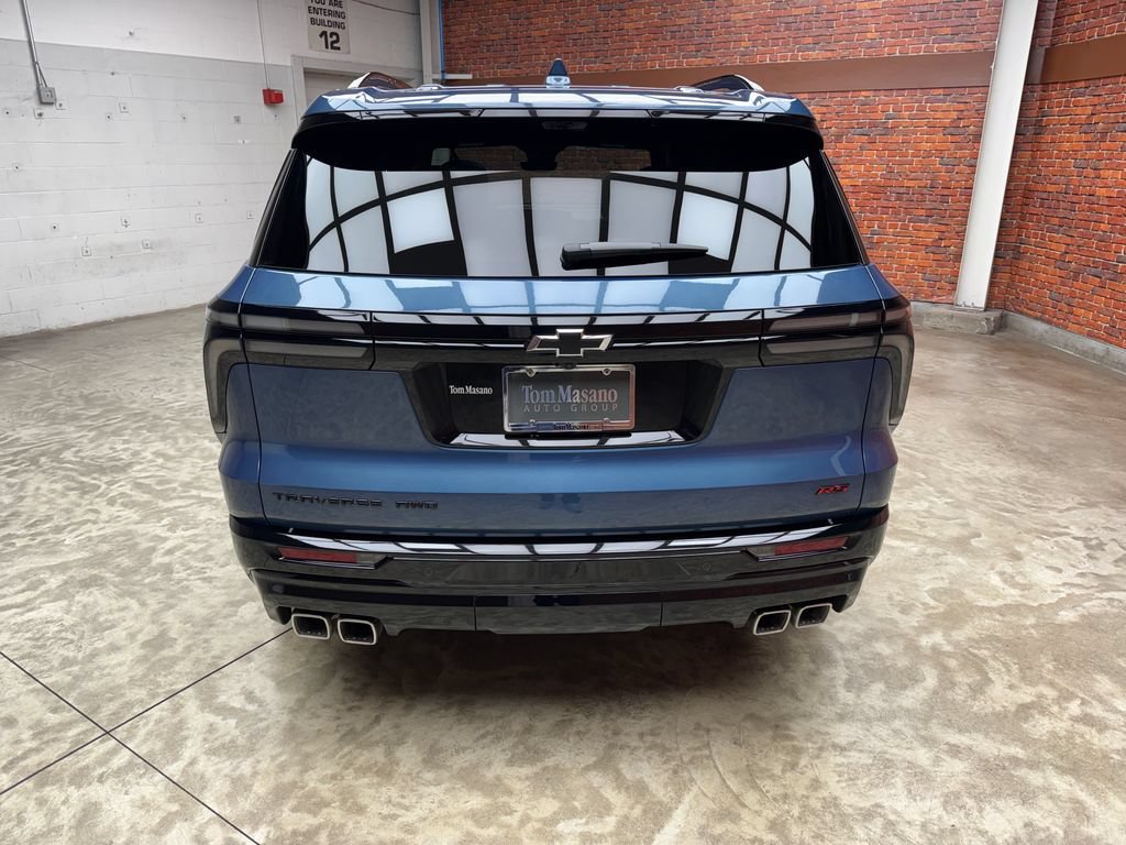 Used 2026 Chevrolet Traverse RS w/ LPO, Floor Liner Package AWD/4WD image 5