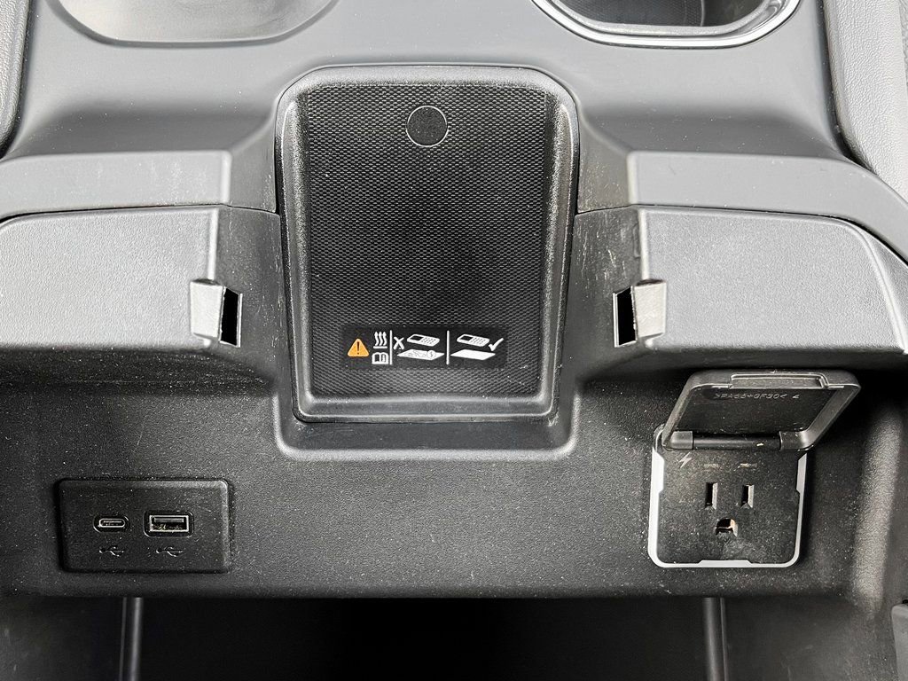 Used 2025 GMC Sierra 2500 Denali image 25