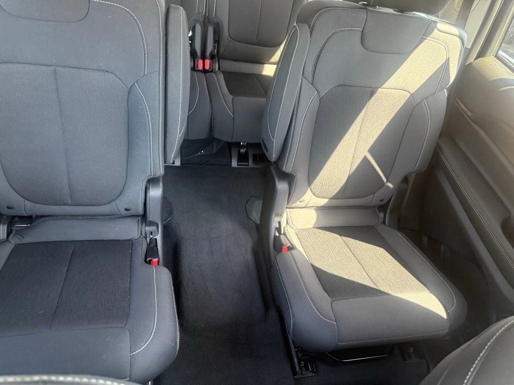 Used 2023 Jeep Grand Cherokee L Laredo AWD/4WD image 56