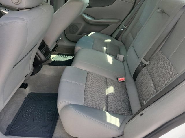 Used 2017 Chevrolet Impala LS FWD image 7