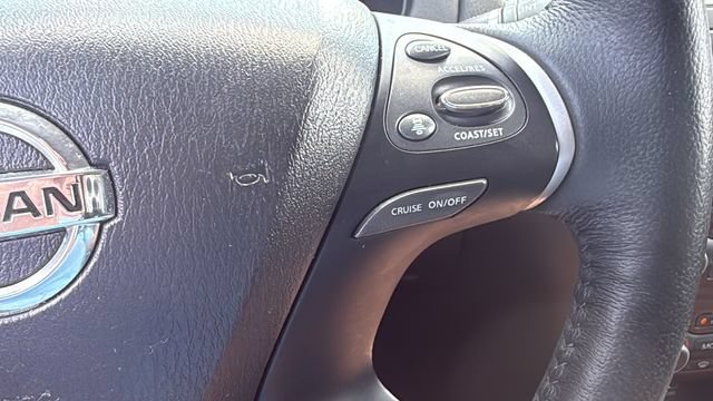 Used 2019 Nissan Pathfinder Platinum FWD image 17