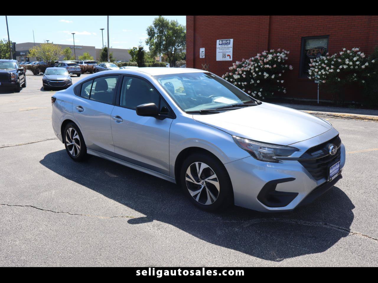 Used 2023 Subaru Legacy AWD/4WD image 1