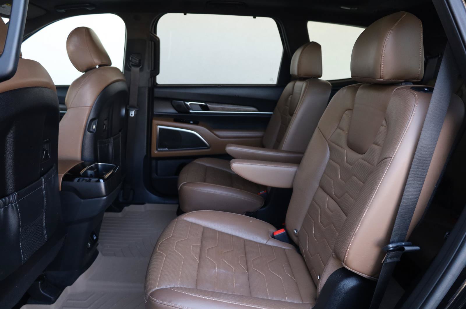 Used 2021 Kia Telluride SX w/ SX Prestige Package AWD/4WD image 20