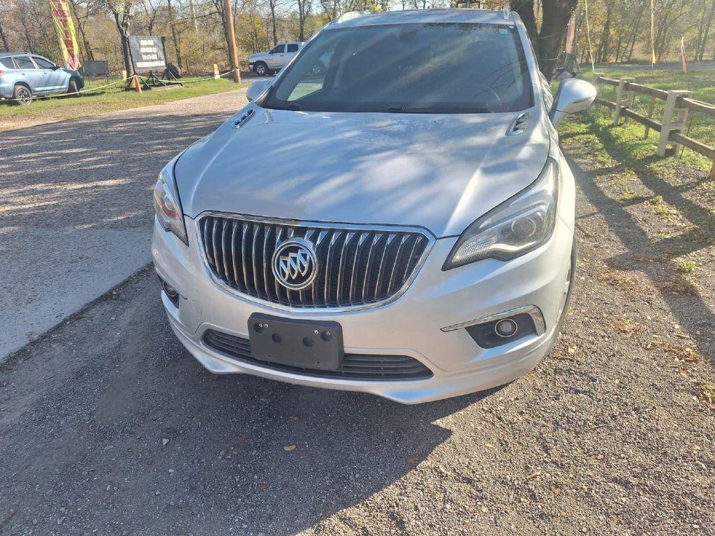 Used 2017 Buick Envision Essence FWD image 2