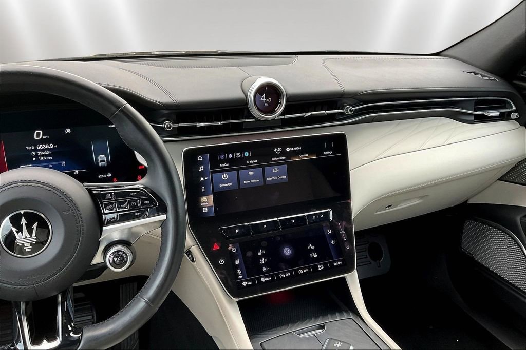 Used 2023 Maserati Grecale Modena image 9