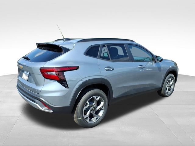New 2026 Chevrolet Trax LT FWD image 3