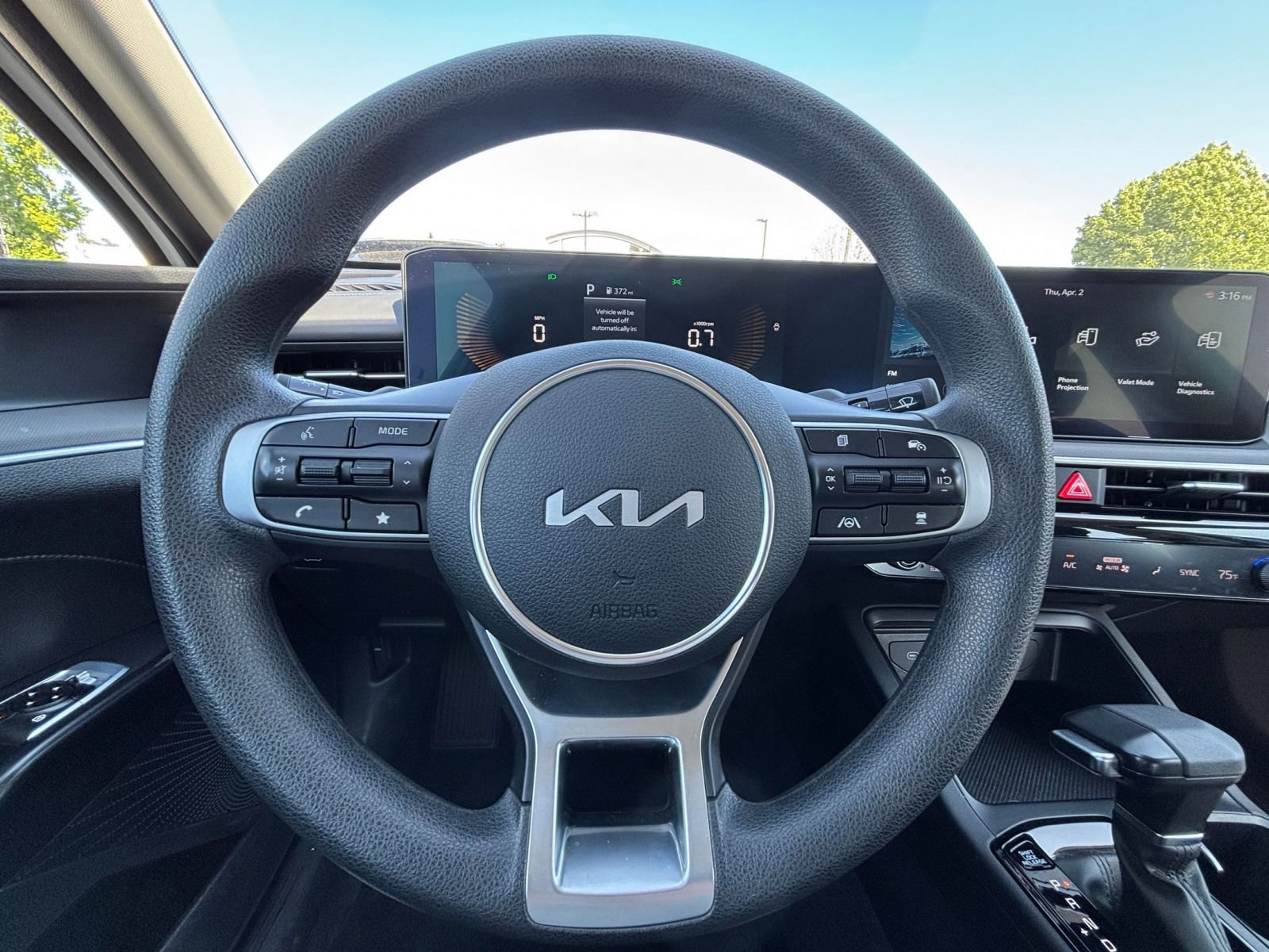 Used 2025 Kia K5 LXS image 28