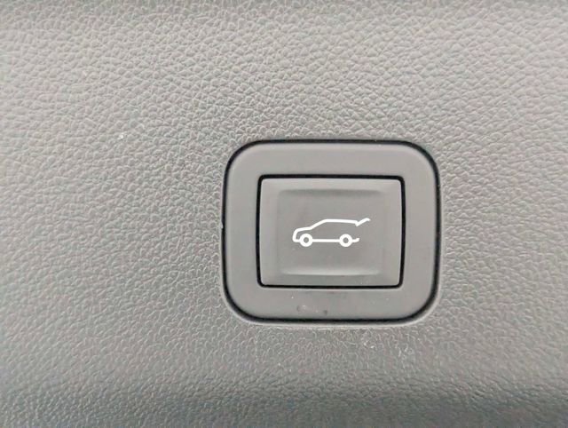 Used 2026 Cadillac Escalade Luxury image 30