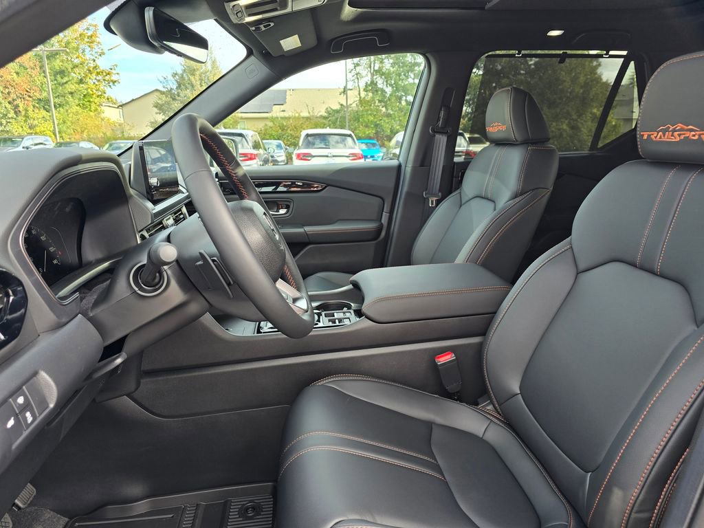 New 2025 Honda Pilot TrailSport image 10