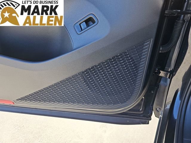 Used 2025 Volkswagen Atlas SE image 23