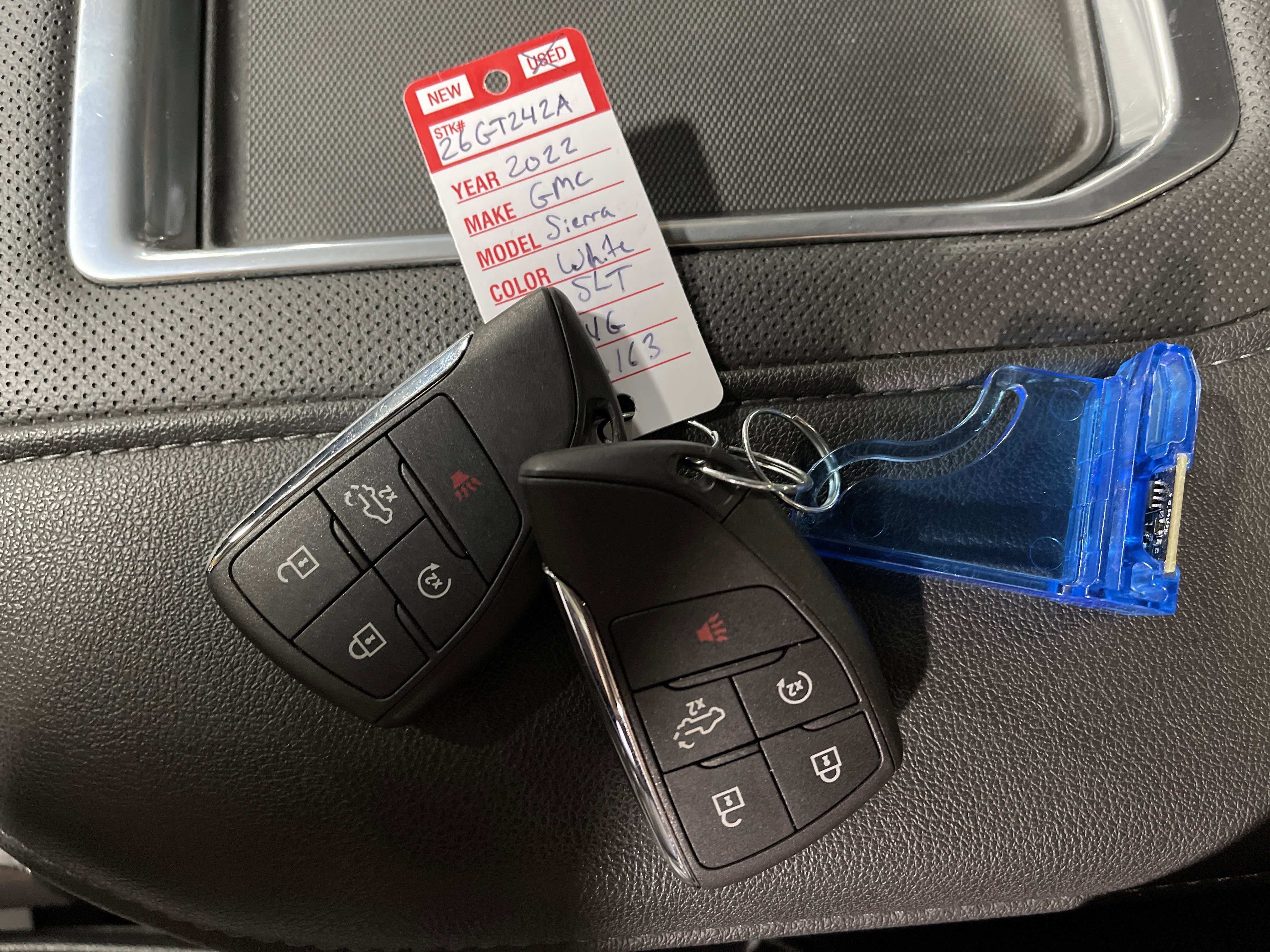 Used 2022 GMC Sierra 1500 SLT w/ SLT Premium Plus Package image 28