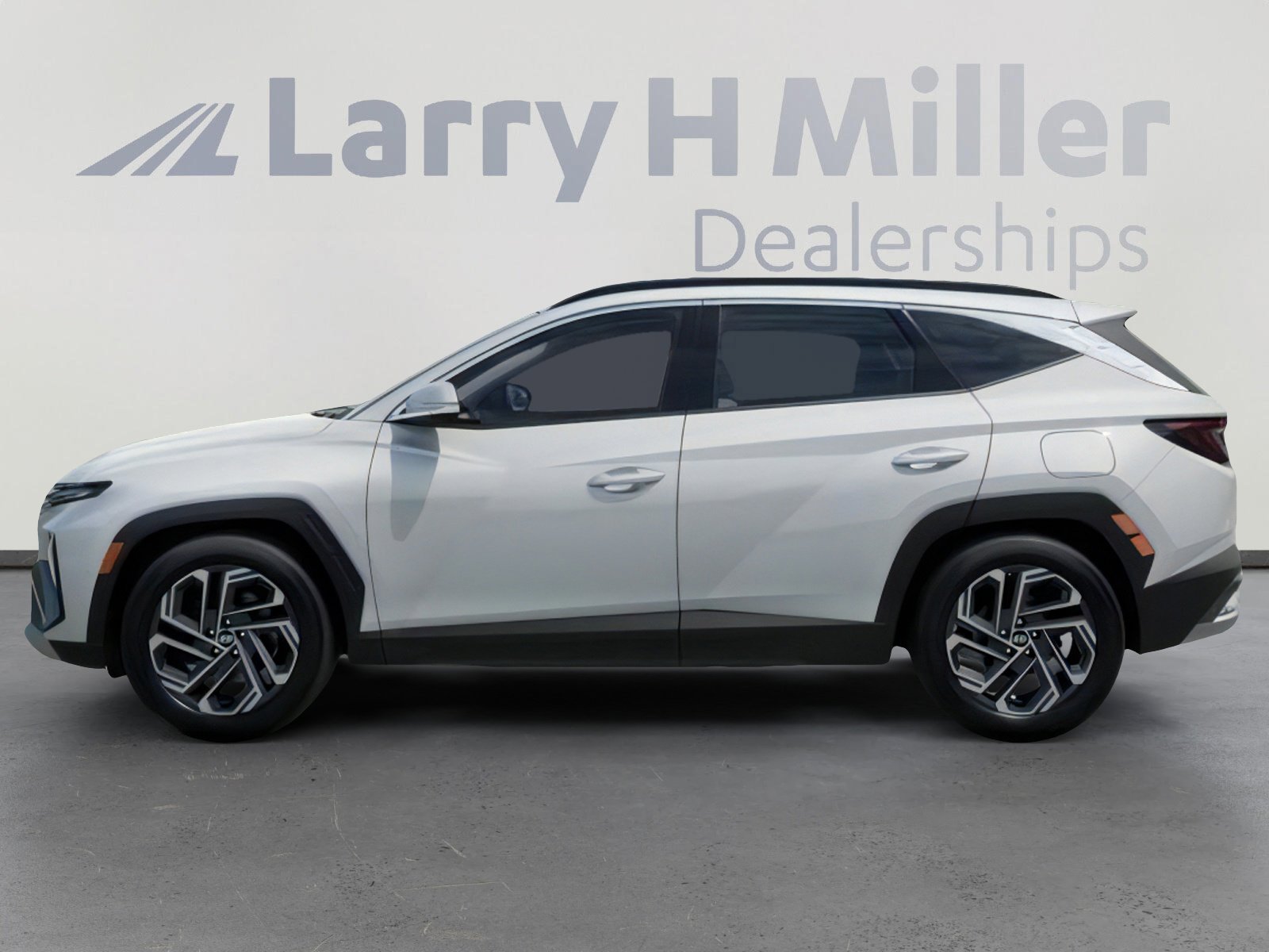 New 2026 Hyundai Tucson Limited AWD/4WD image 3