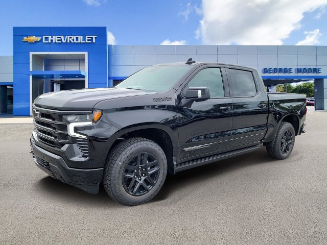 New 2026 Chevrolet Silverado 1500 High Country w/ Midnight Edition RWD image 2