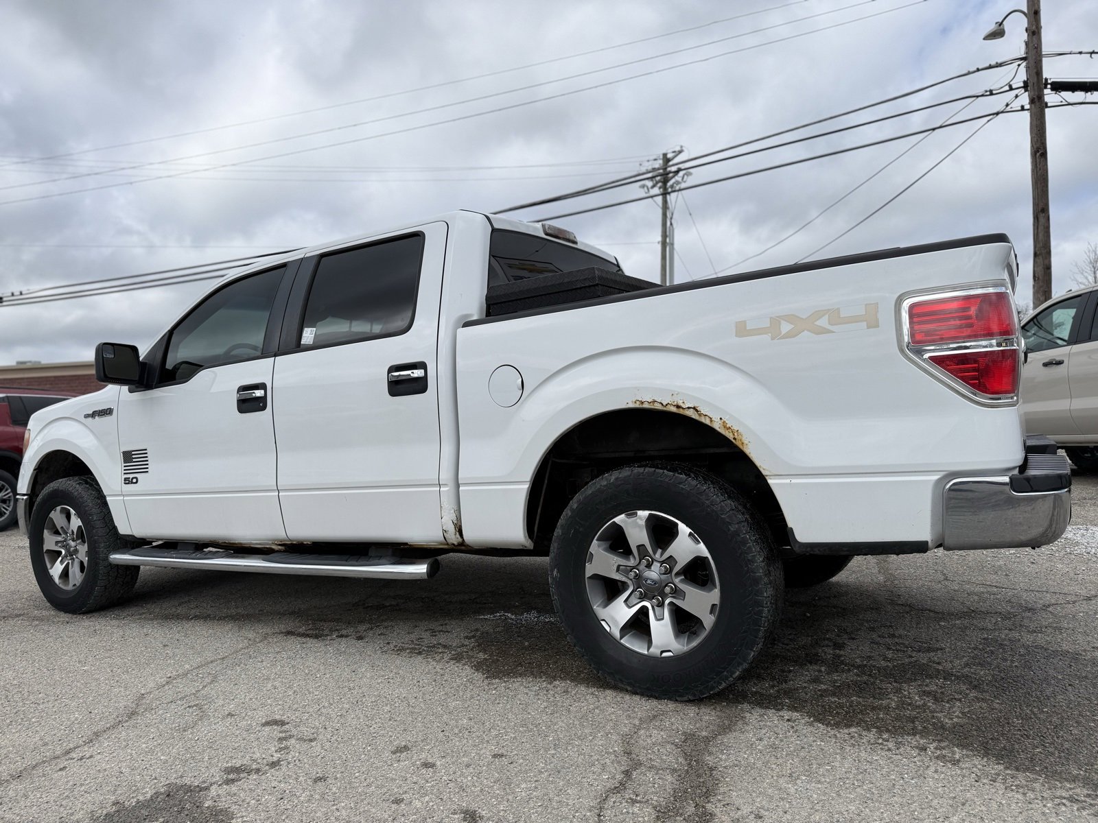 Used 2011 Ford F150 XLT w/ XLT Chrome Pkg image 4