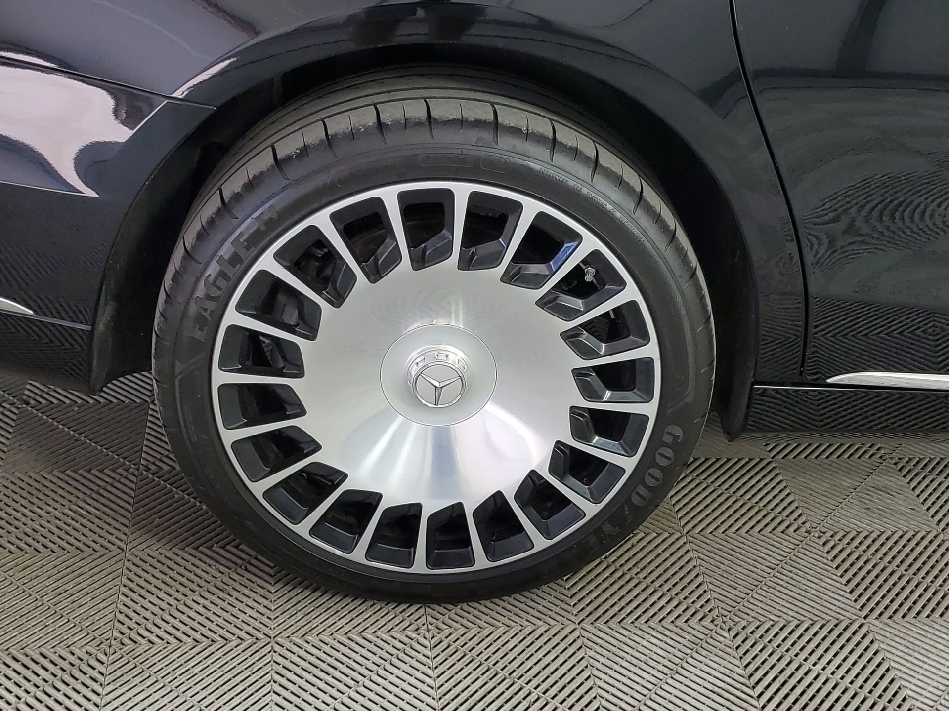 Used 2019 Mercedes-Benz Maybach S 650 image 13