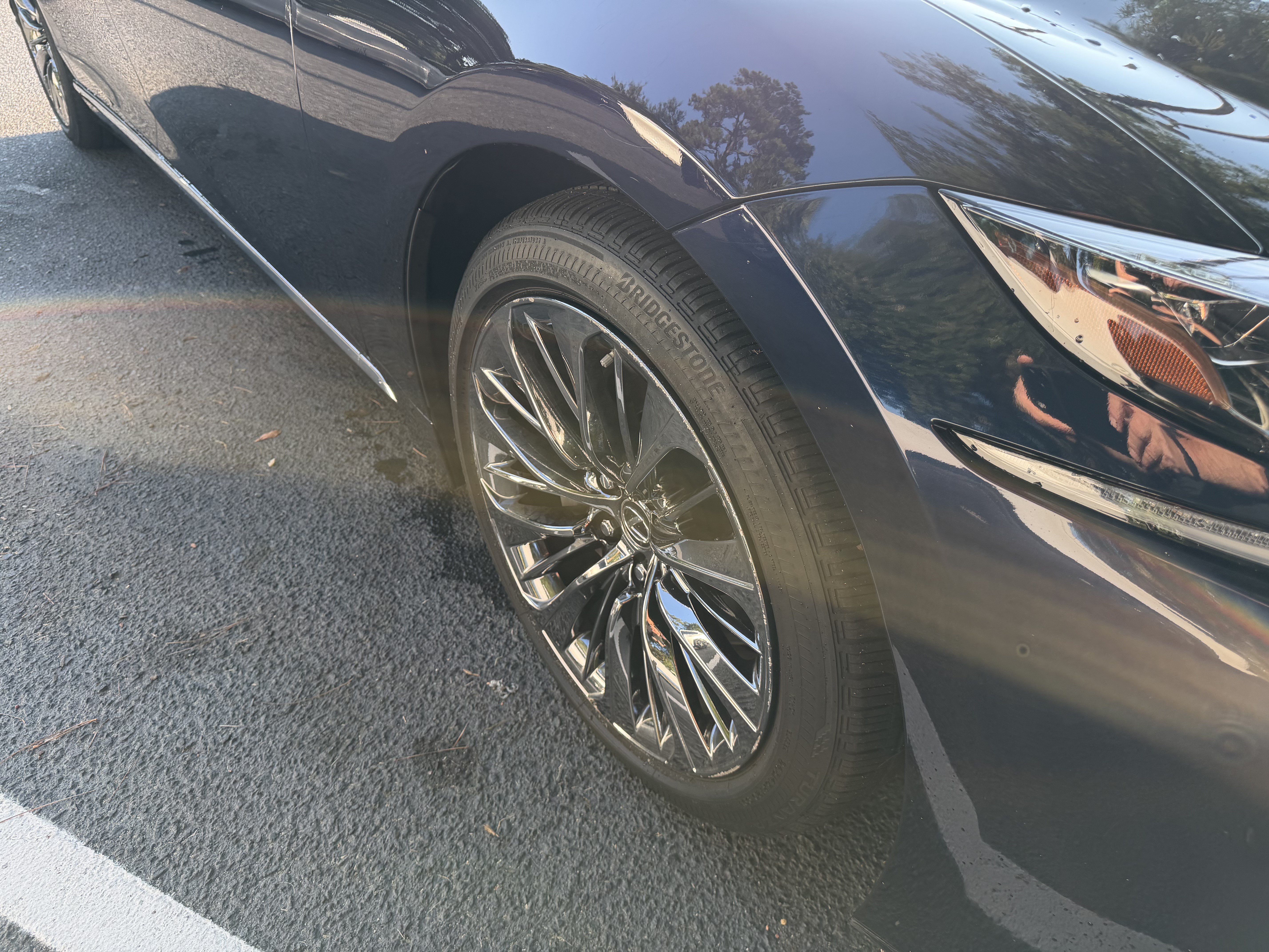 Used 2019 Lexus LS 500 w/ Interior Upgrade Package RWD image 11