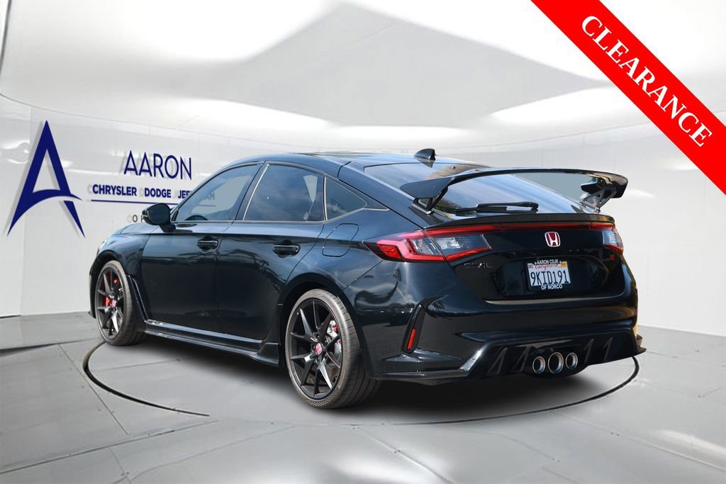 Used 2024 Honda Civic Type R image 2