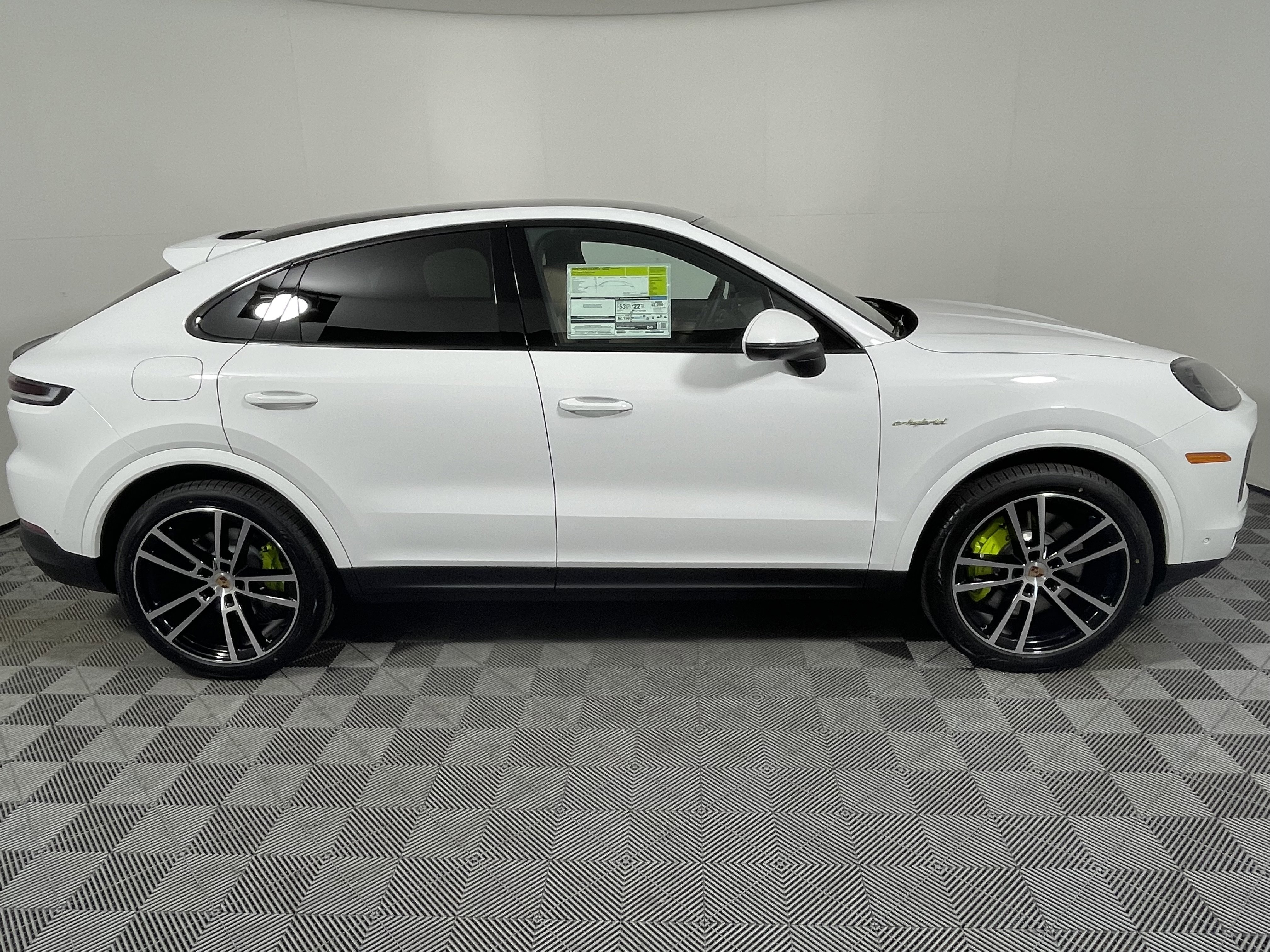 New 2026 Porsche Cayenne E-Hybrid image 7