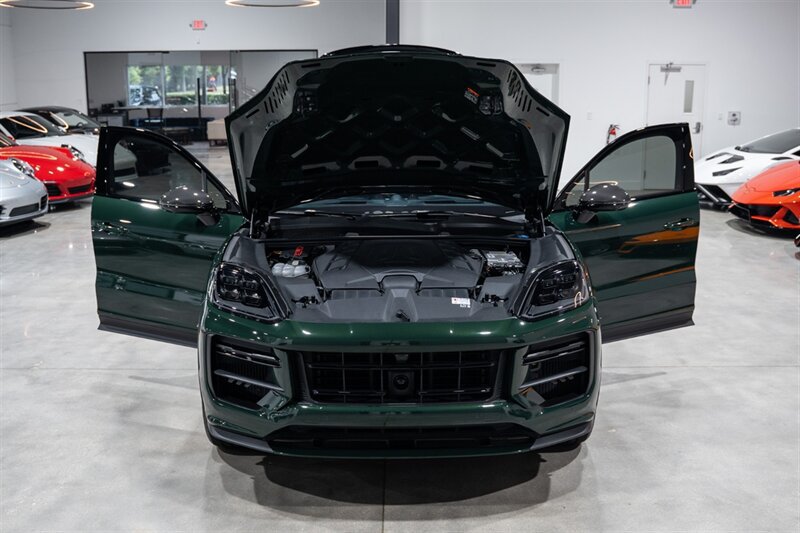 Used 2024 Porsche Cayenne Turbo GT AWD/4WD image 44