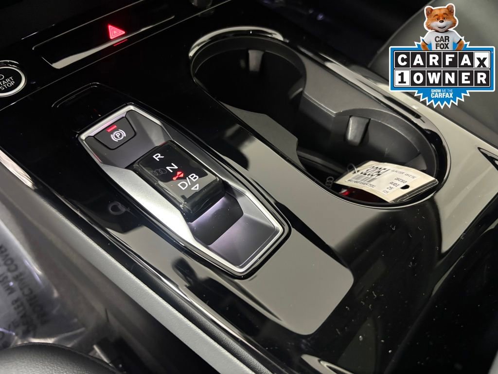 Used 2025 Audi Q6 e-tron Premium w/ Convenience Package image 27
