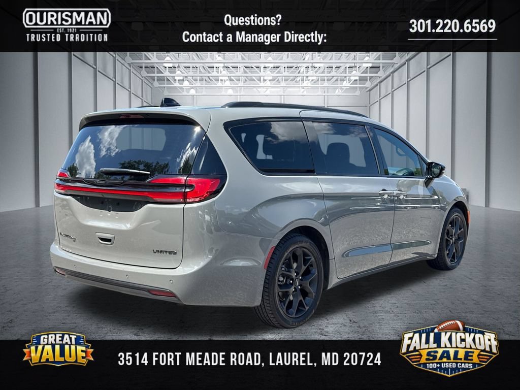 Used 2025 Chrysler Pacifica Limited FWD image 6