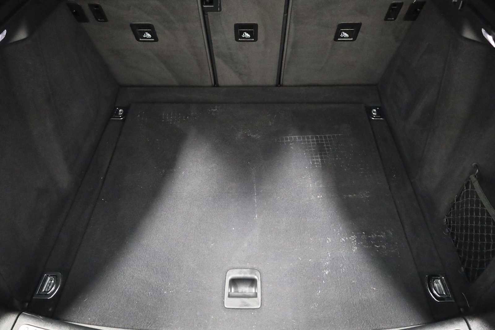 Used 2017 Porsche Macan image 41