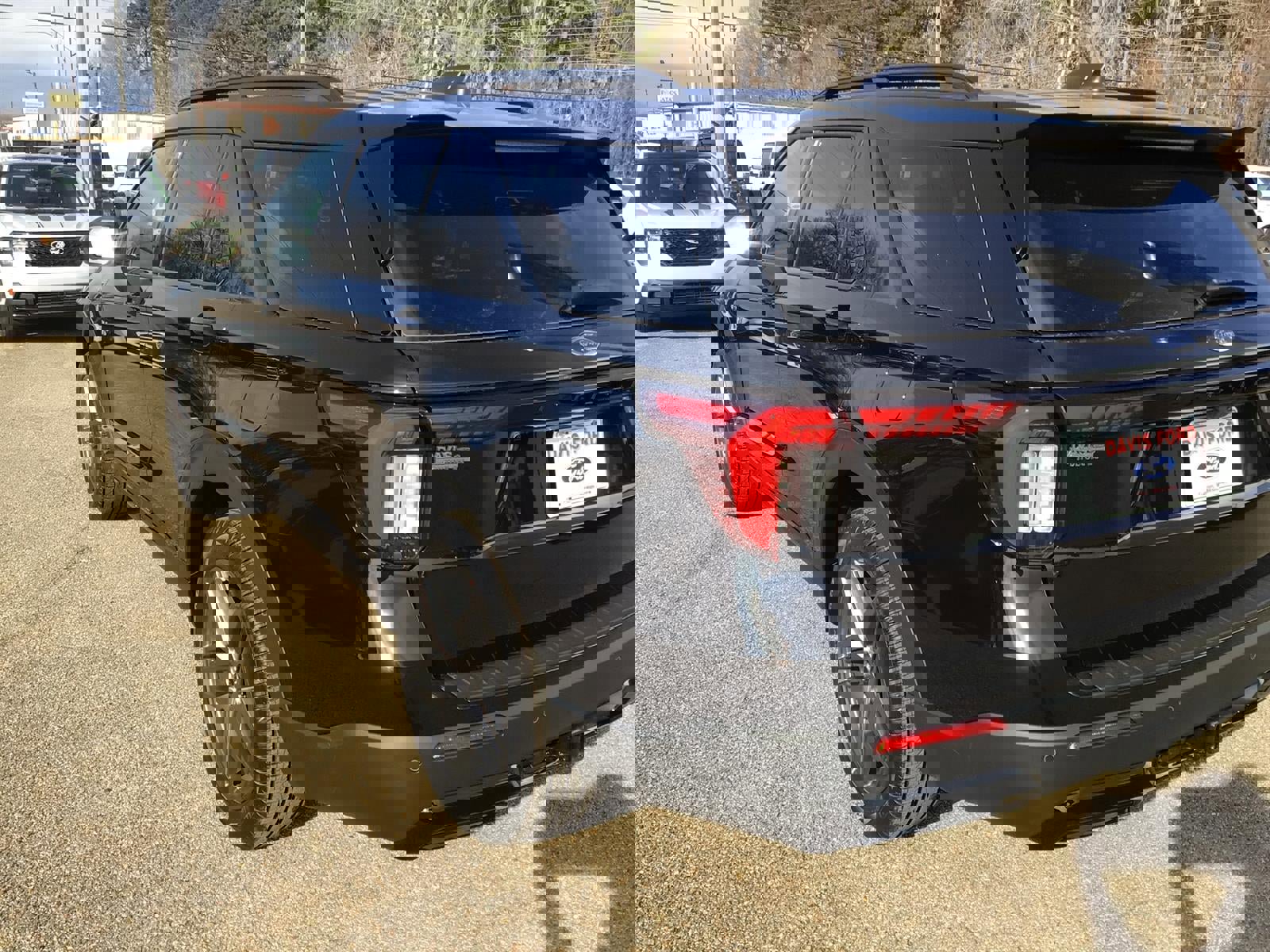 New 2026 Ford Explorer ST-Line w/ ST-Line Street Pack image 14