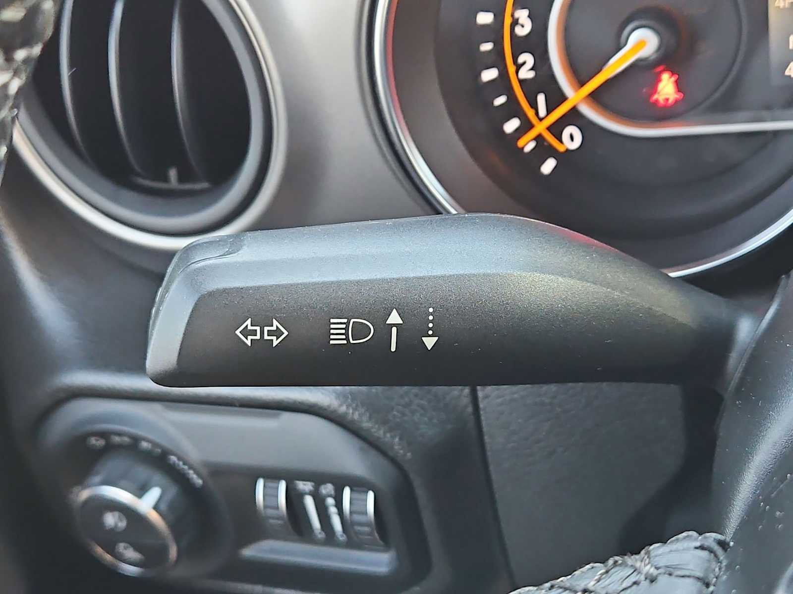 Used 2022 Jeep Gladiator Sport image 40