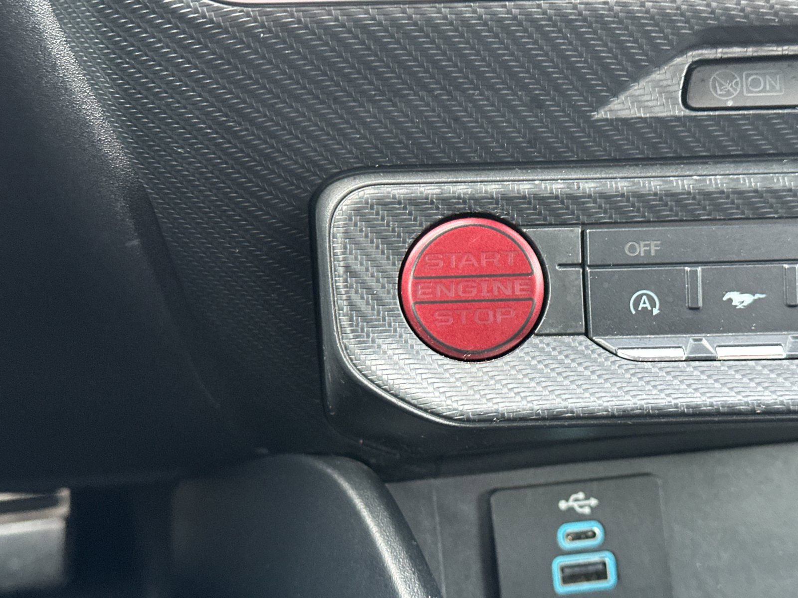 Used 2024 Ford Mustang Premium image 20