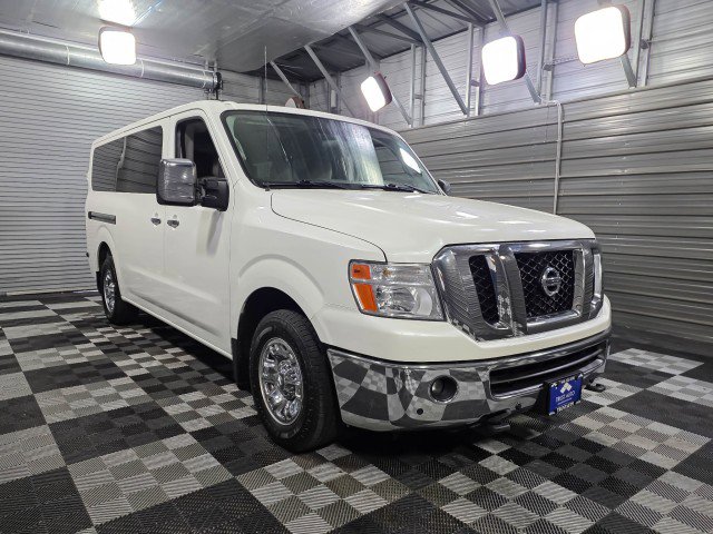 Used 2018 Nissan NV 3500 SL image 3