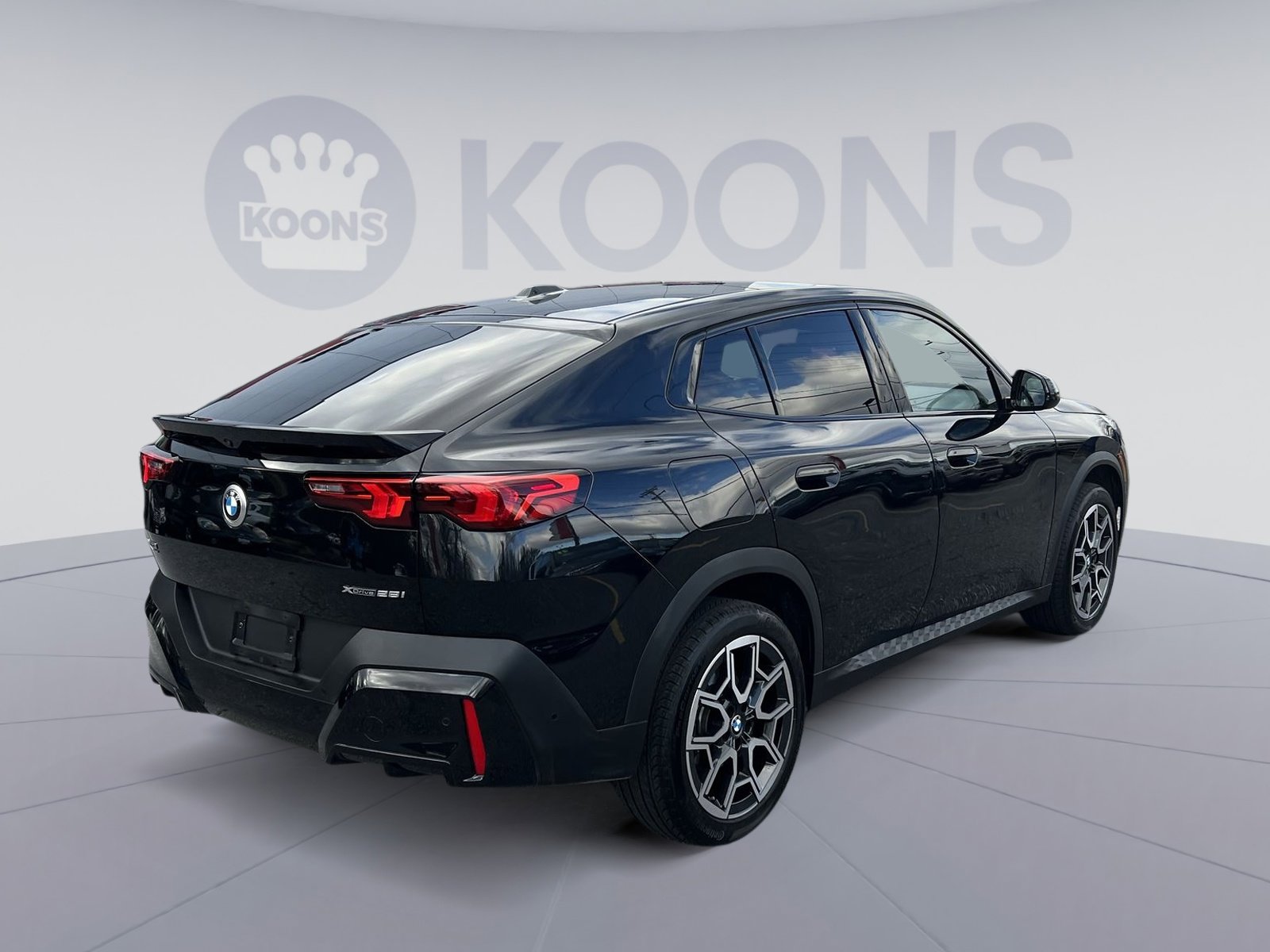 Used 2024 BMW X2 xDrive28i w/ Convenience Package image 7