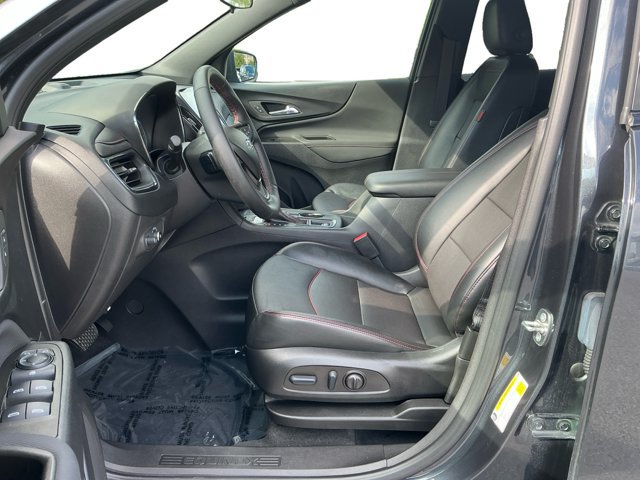 Used 2023 Chevrolet Equinox RS w/ RS Leather Package AWD/4WD image 10