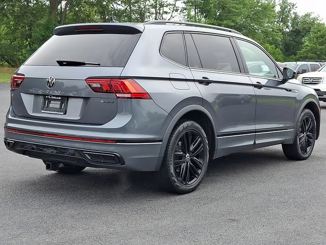 Used 2022 Volkswagen Tiguan SE R-Line AWD/4WD image 9