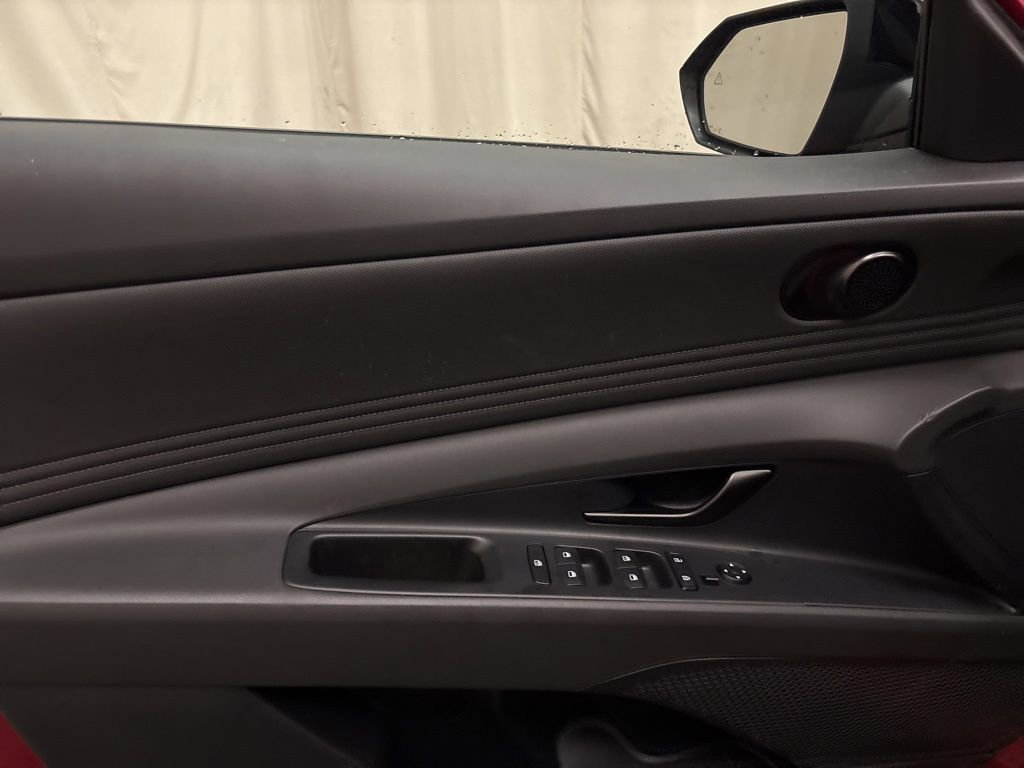 Certified 2026 Hyundai Elantra Sport FWD image 11