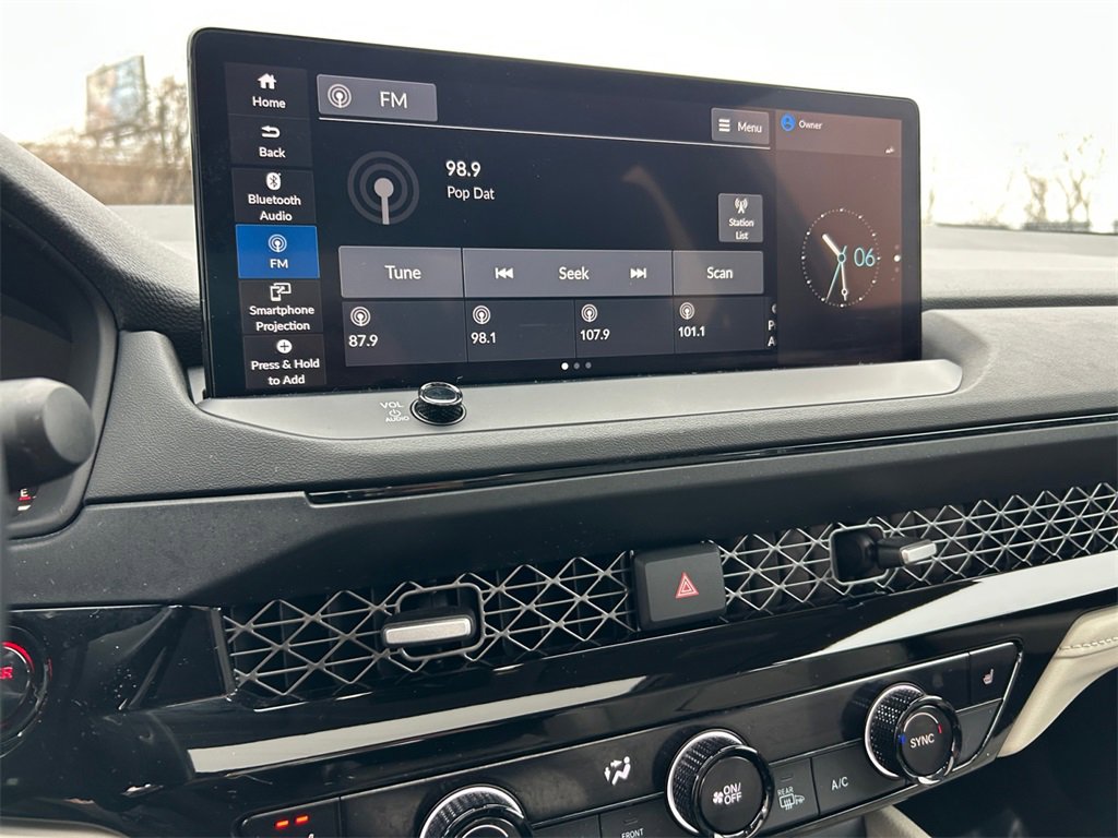 Used 2023 Honda Accord EX-L image 30