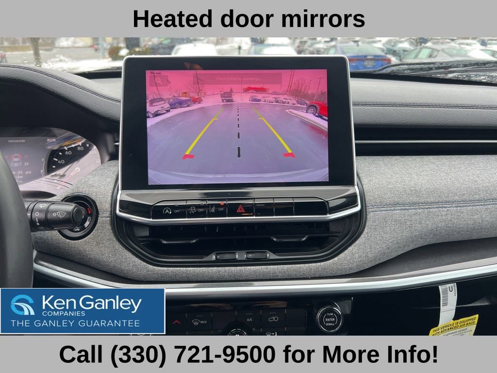 Used 2023 Jeep Compass Latitude image 38