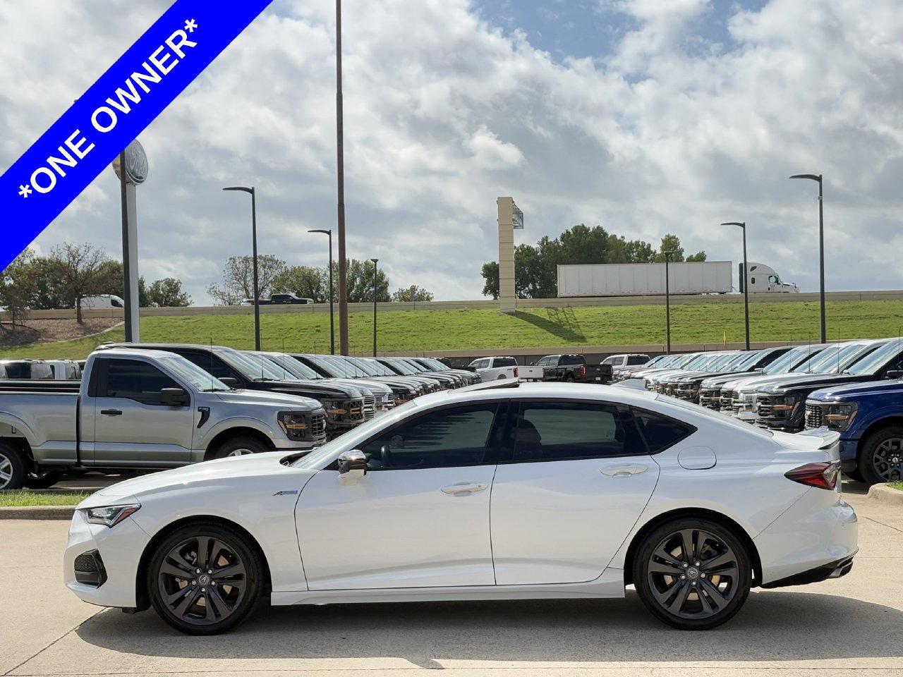 Used 2022 Acura TLX w/ A-SPEC Package FWD image 3