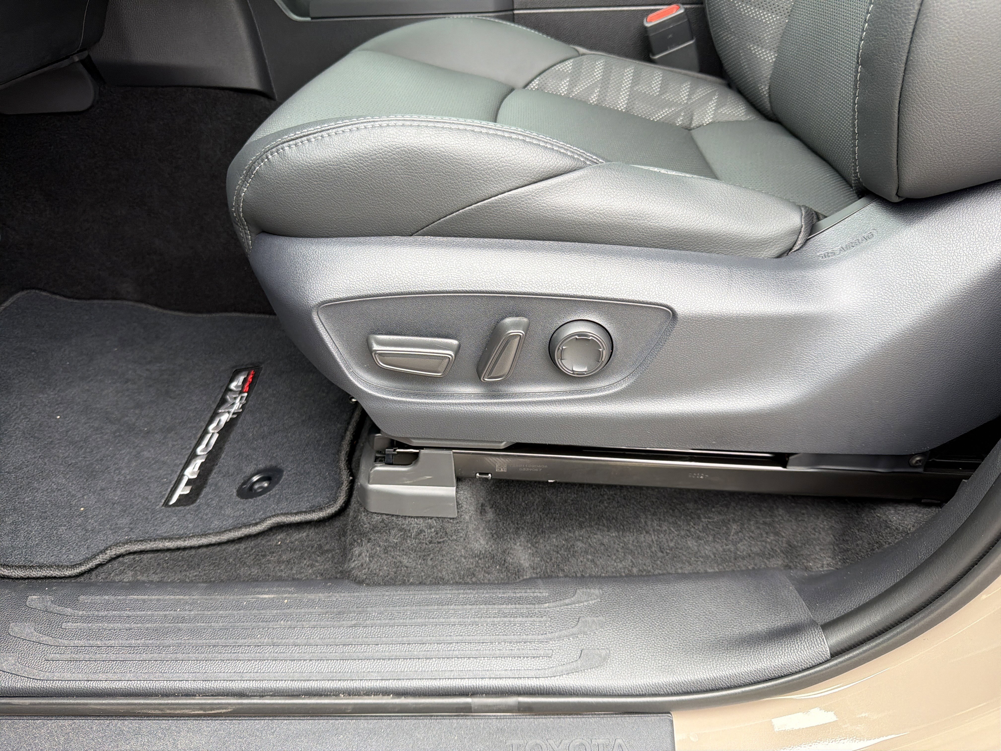 New 2026 Toyota Tacoma TRD Sport image 10