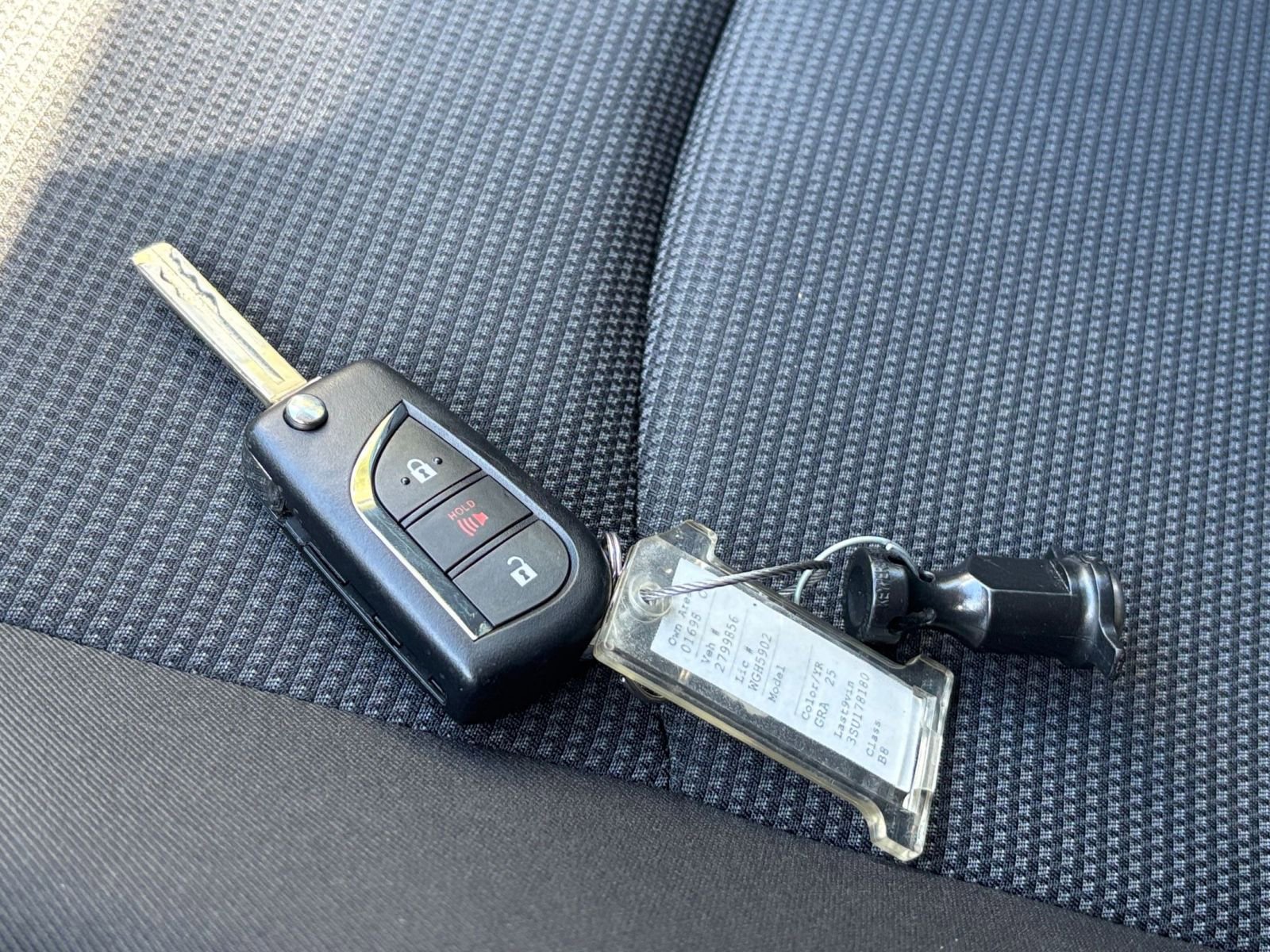 Used 2025 Toyota RAV4 LE image 22