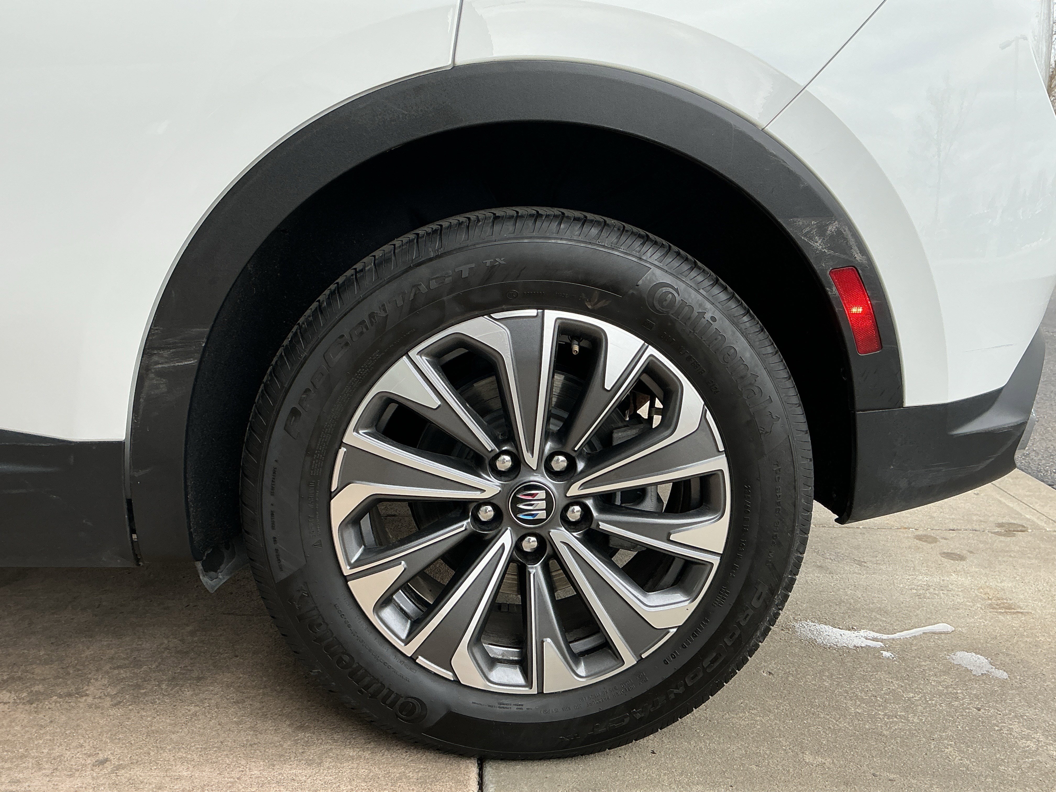 Used 2024 Buick Envision Preferred image 27