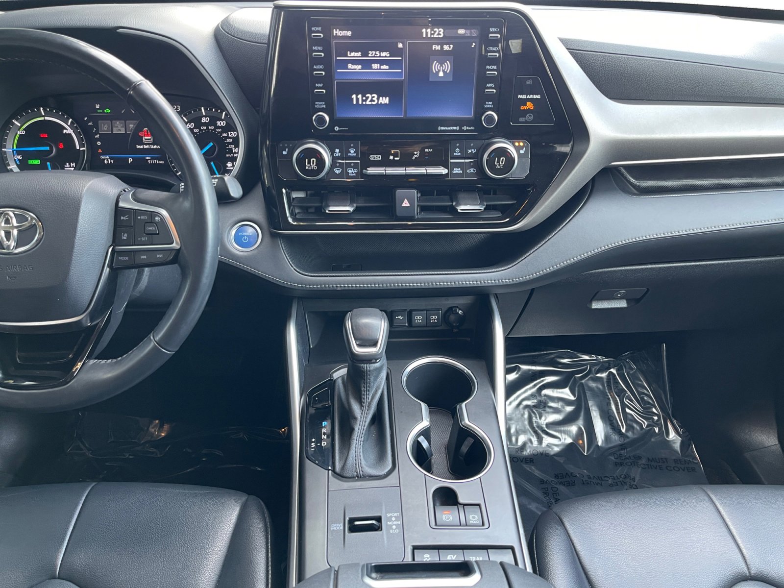 Used 2021 Toyota Highlander XLE image 10